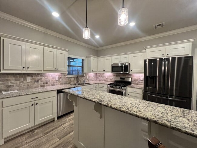 Building Photo - 597 Quartz Wy