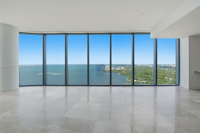 Building Photo - 175 SE 25th Rd