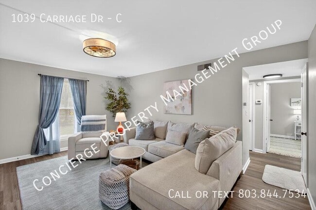 Building Photo - 1039 Carriage Dr