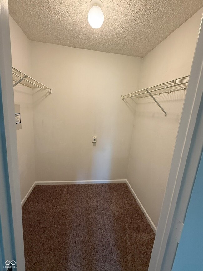 Building Photo - 2069 Fullwood Dr
