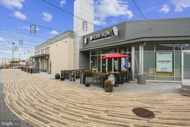 Building Photo - 164 Kendrick Pl