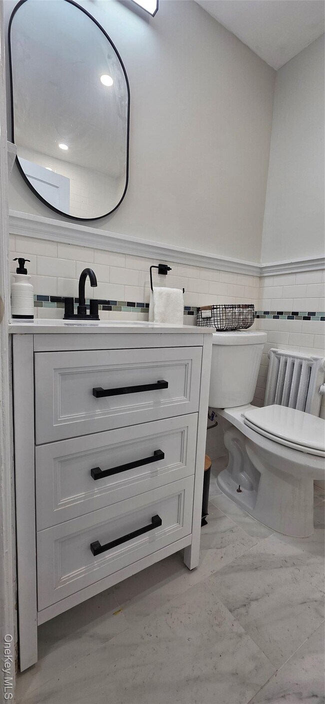 Building Photo - 248-11 89th Ave