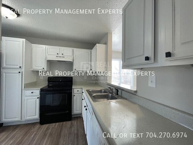 Building Photo - 9035 J M Keynes Dr