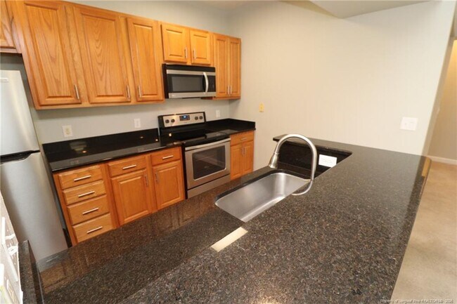 Building Photo - 223 Eyam Hall Ln