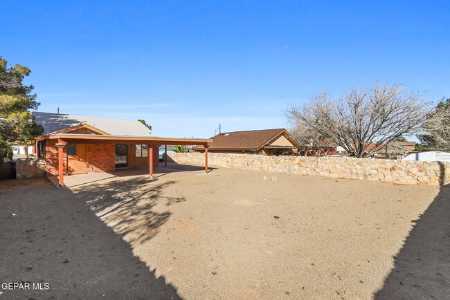 Building Photo - 11734 Stone Castle Dr