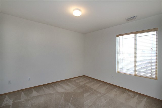 Building Photo - Beautiful 3 Bed 2.5 Bath Home in Renton