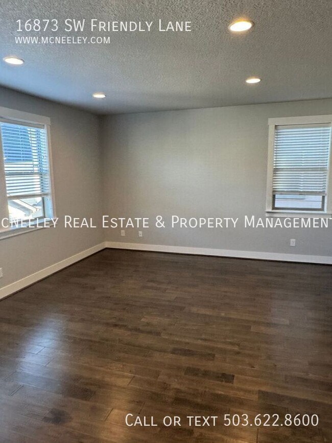 Building Photo - 16873 SW Friendly Ln