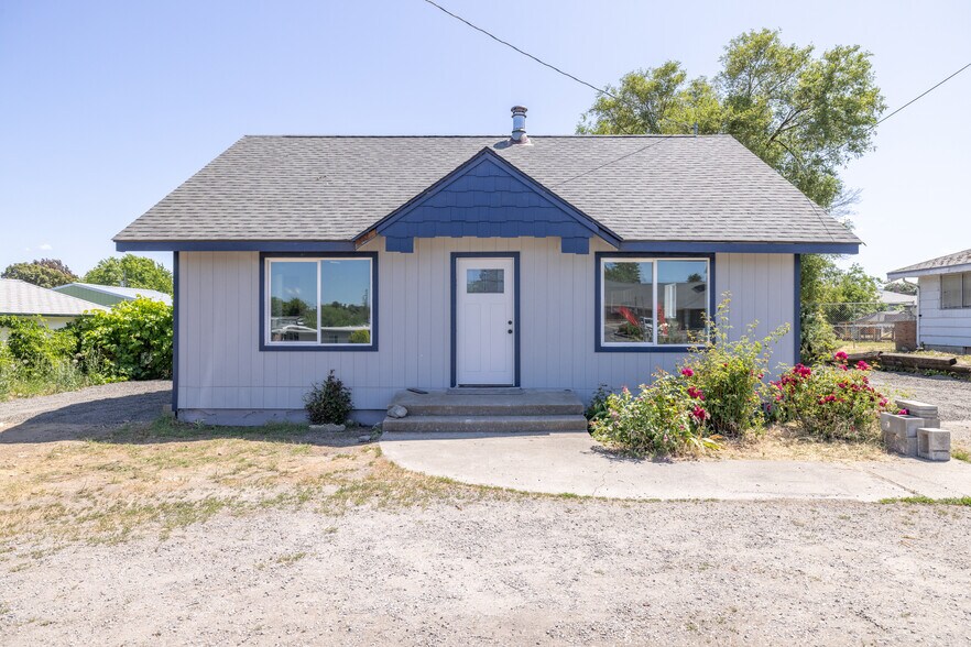 Primary Photo - 503 S University Rd