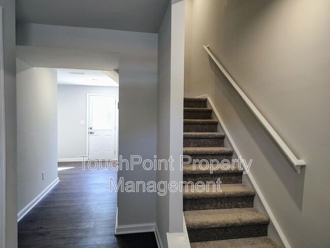 Building Photo - 8031 Sinnet Pl