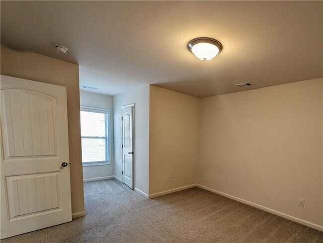 Building Photo - 2415 Copperfield Dr