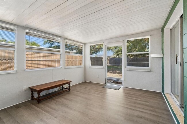 Building Photo - 5857 4th Ave N