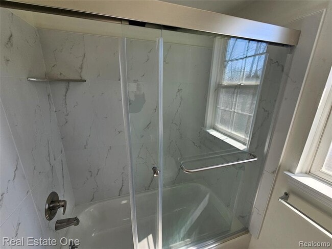 Building Photo - 56401 Scotland Blvd