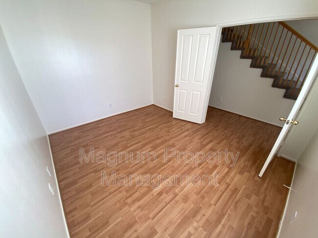 Building Photo - 32405 Corte Palacio