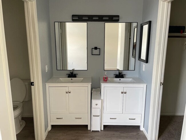 Building Photo - 3765 W Koshare Ln