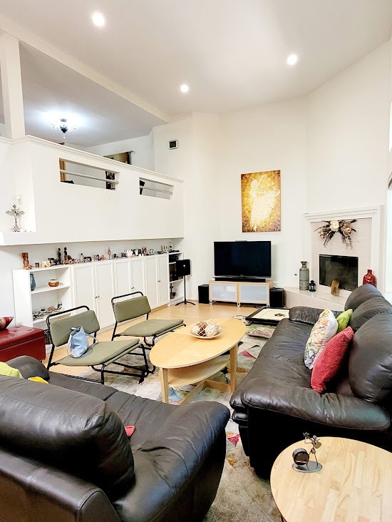 Built in Book cases - 2808 Cozumel Cir