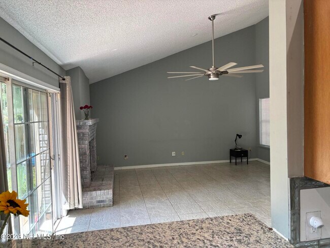 Building Photo - 7750 Manassas Ct E
