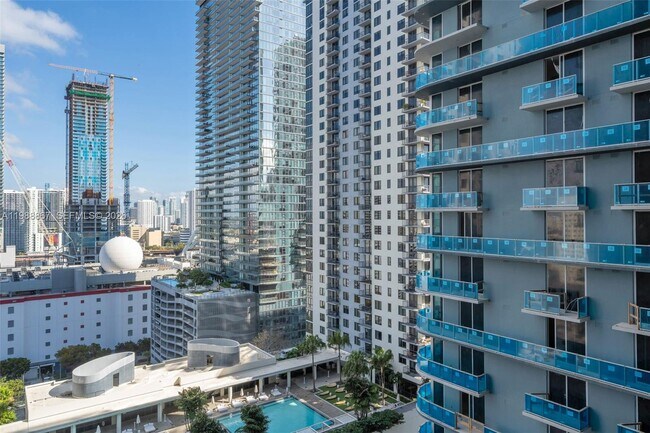 Building Photo - 601 N Miami Ave