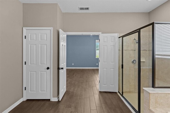 Building Photo - 1099 Multiflora Lp