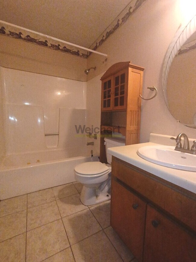 Building Photo - Cozy 3bed/1bath house with spacious yard