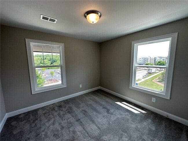 Building Photo - 6045 Liatris St SE