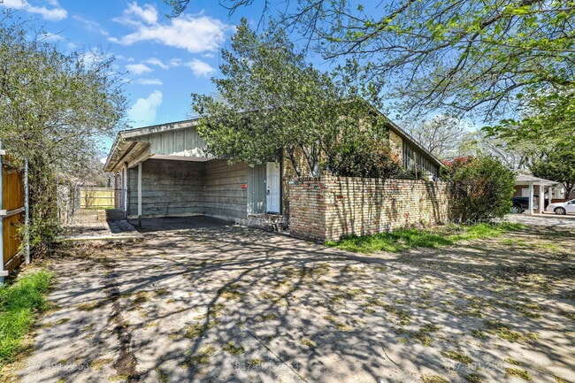 Primary Photo - 2605 14th St