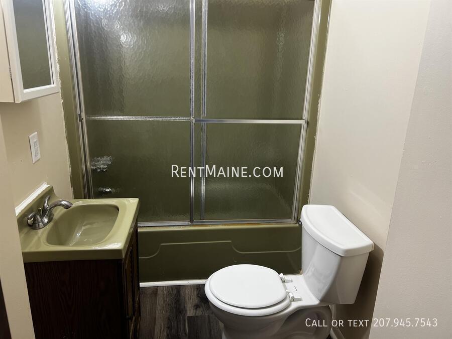 Building Photo - 47 Sanford St