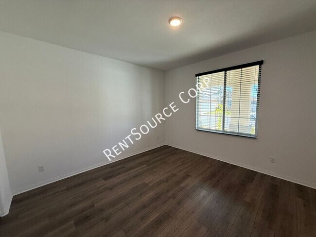 Building Photo - 6030 W Ave J 9