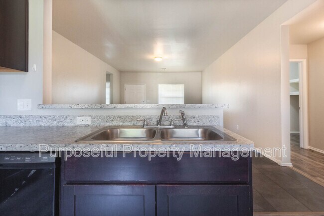 Building Photo - 1809 West Antler Way