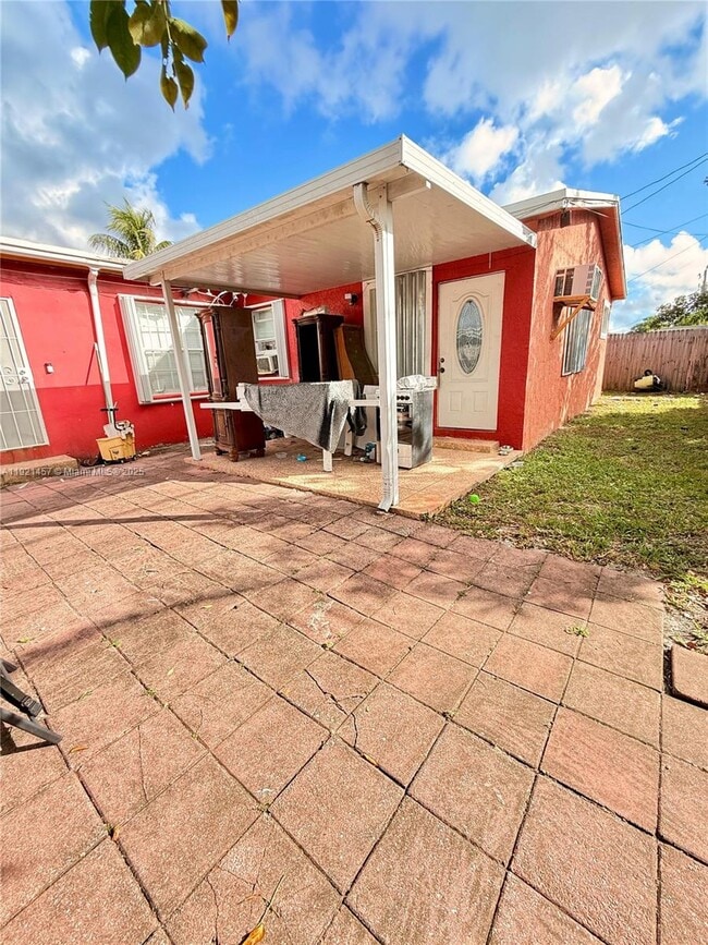 Building Photo - 7666 La Salle Blvd