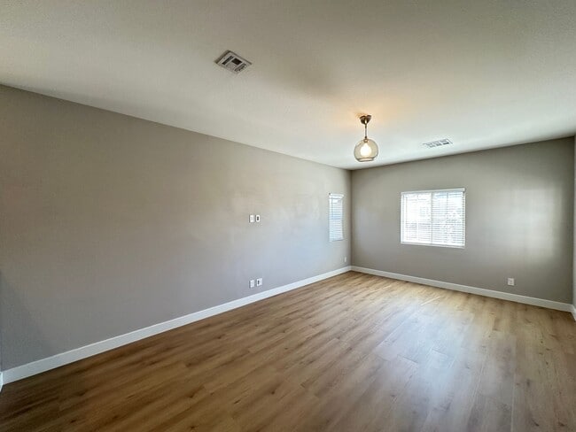 Building Photo - RIDGEHAVEN