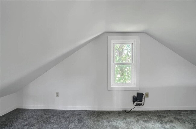 Building Photo - 205 Hudson St