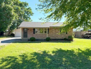 Building Photo - For Rent – Charming 3-Bedroom Home in Fran...