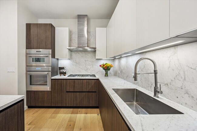 Building Photo - 1711 Allen Pkwy