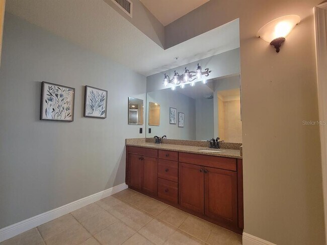 Building Photo - 5114 Melbourne St