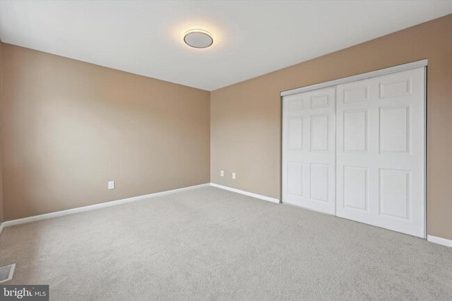 Building Photo - 306 Manor Ln
