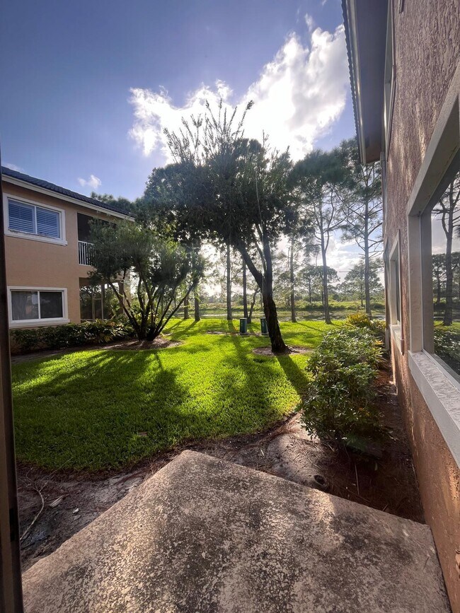 Building Photo - 8294 Mulligan Cir