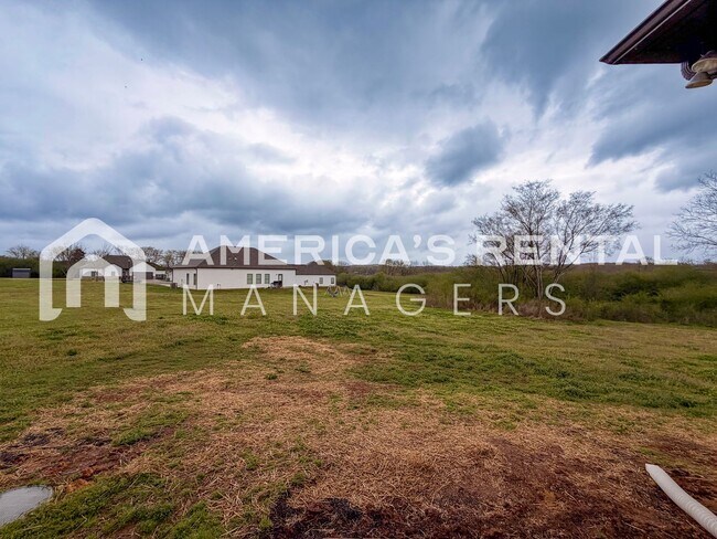Building Photo - Home for Rent in Eastaboga, AL!