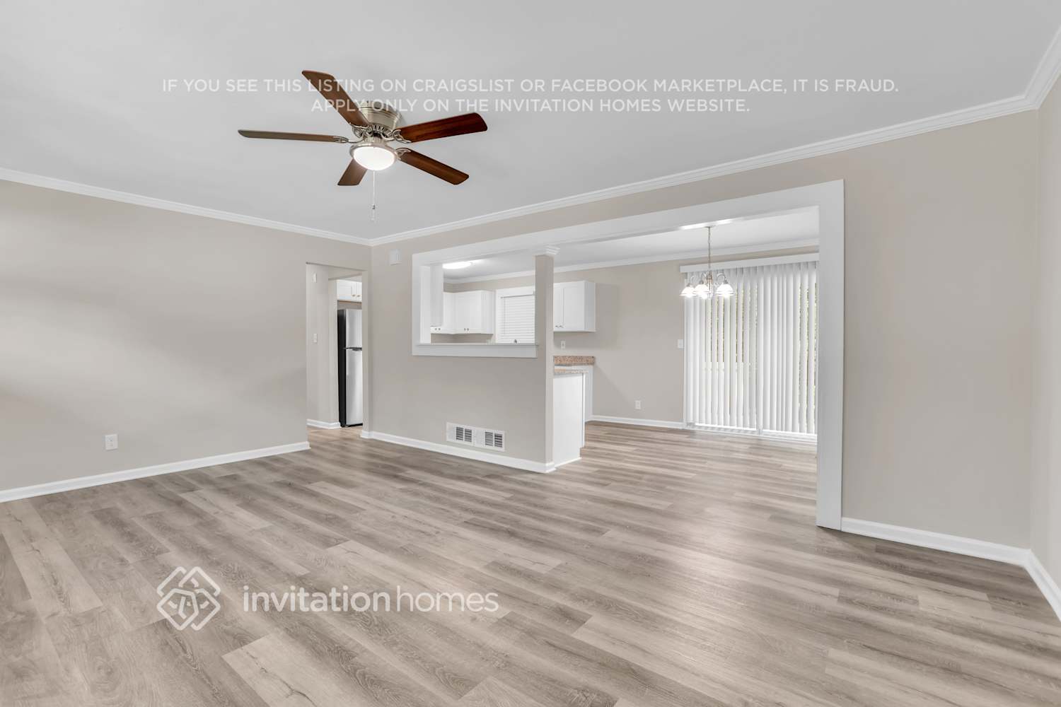 Building Photo - 1633 Carolyn Dr SW