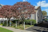 Building Photo - 80 Victory St