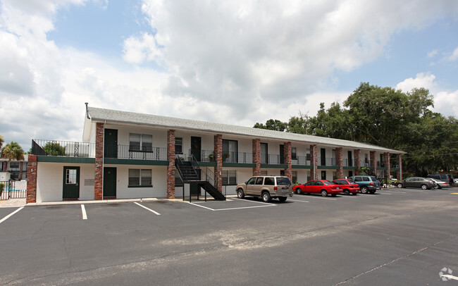 Building Photo - Georgetown Apartments