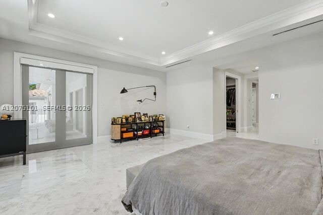 Building Photo - 2627 Castilla