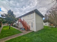 Building Photo - Beautiful 2 Bed 1 Bath Condo in Mountlake Terrace