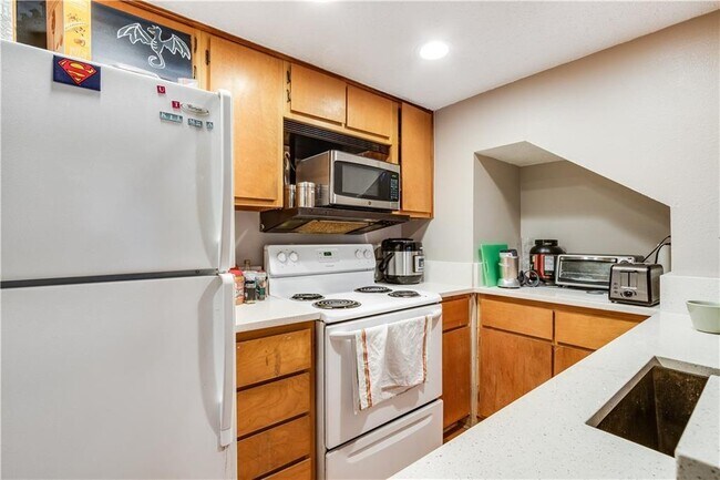 Building Photo - 2510 San Gabriel St