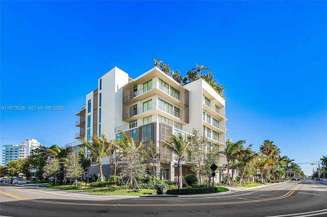 Building Photo - 10281 W Bay Harbor Dr