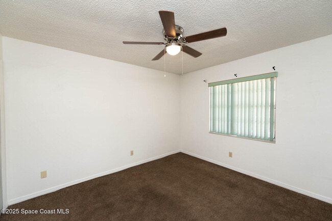 Building Photo - 3059 Sir Hamilton Cir