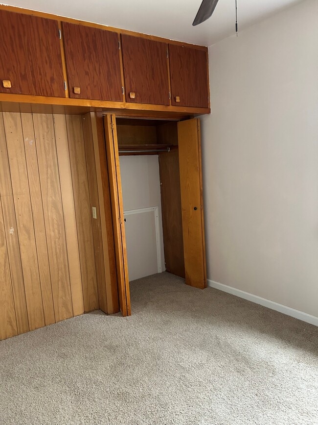 Building Photo - 218 Central Ave