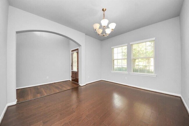 Building Photo - 6306 Bain Dr