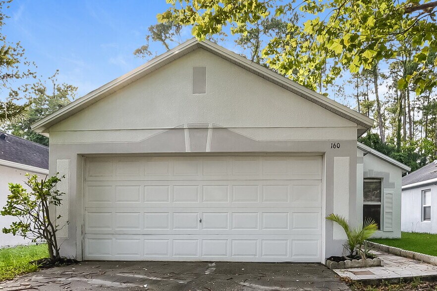 Primary Photo - 160 Gleason Cove