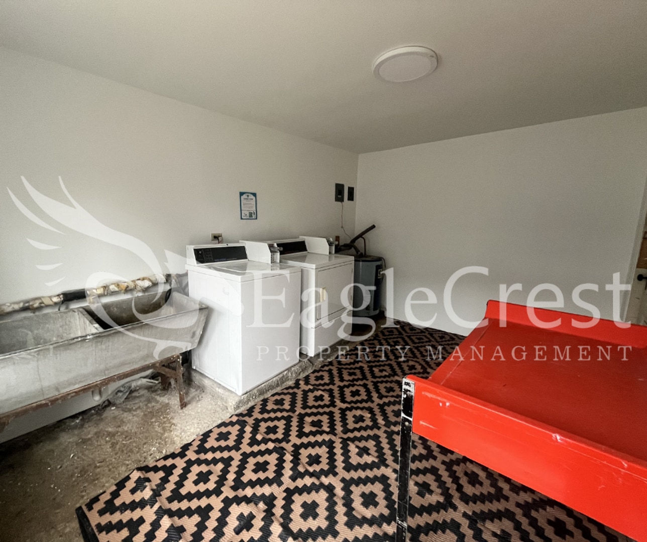 Building Photo - Roseville Lane Apartments