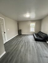 Building Photo - 11832 Farmers Blvd